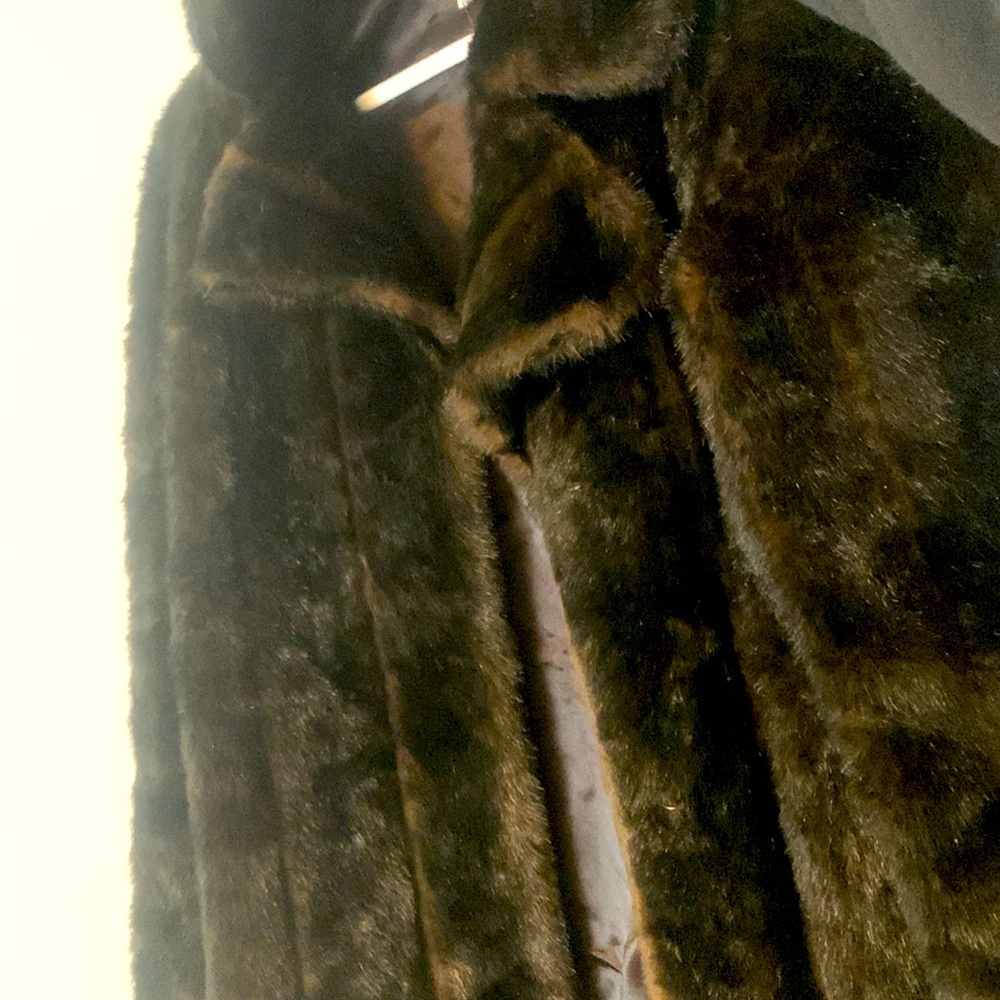 Medium Fur Trench Coat (Fuax) Black / Dark Brown Lined
